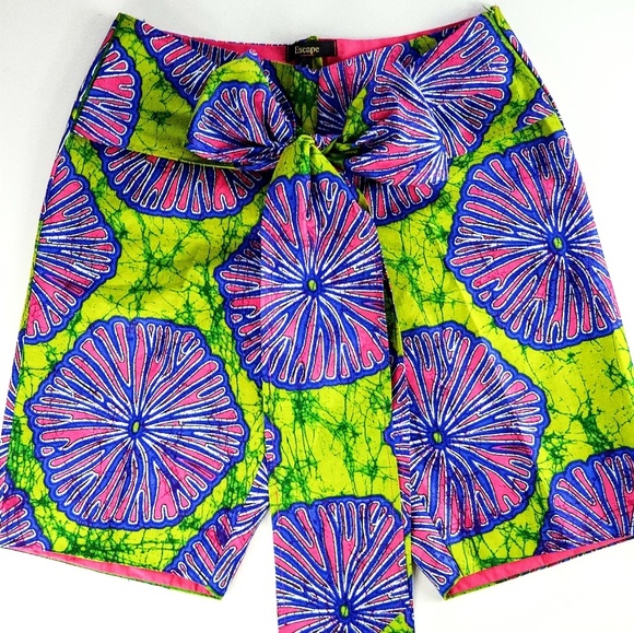 African print shorts - Picture 1 of 4